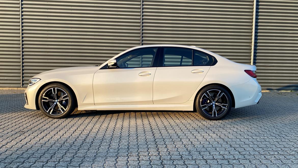 BMW 330i M-sport billede 2