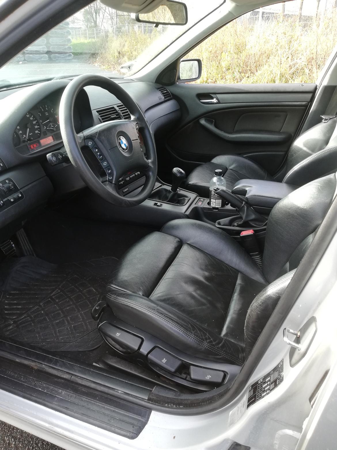 BMW 316i SOLGT  billede 6