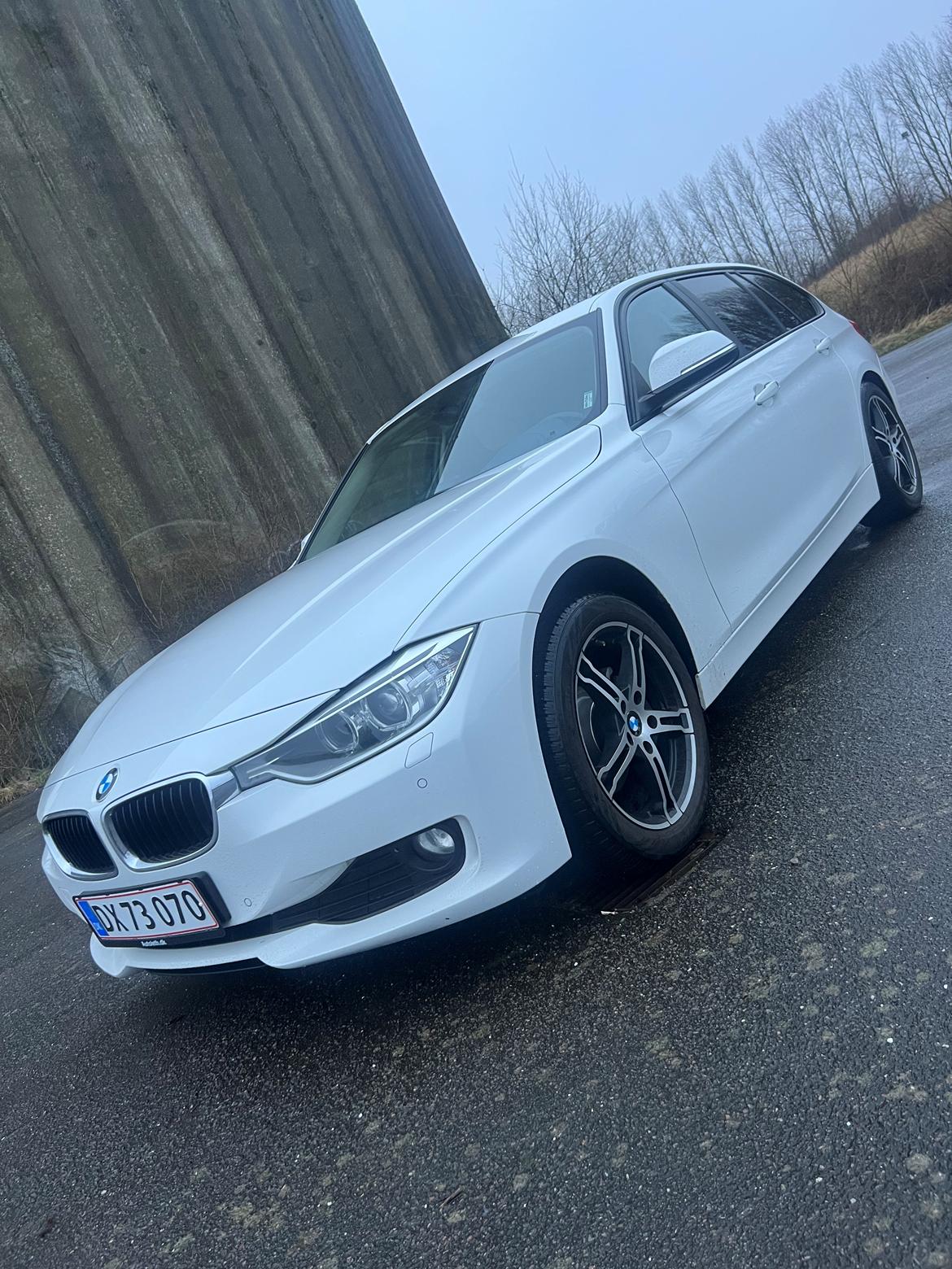 BMW 318D F31 billede 3