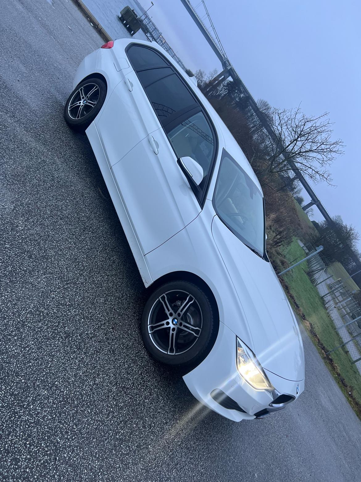 BMW 318D F31 billede 11