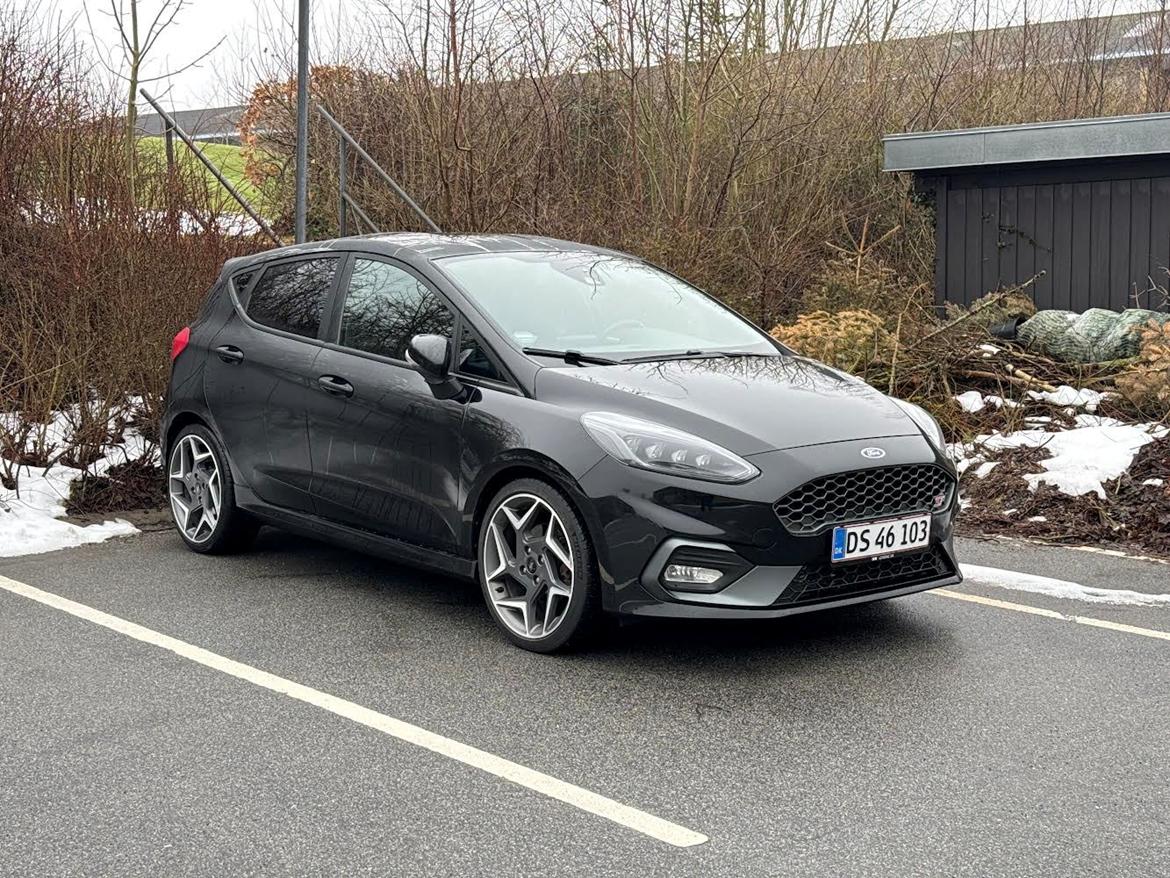 Tesla Model Y Performance billede 19