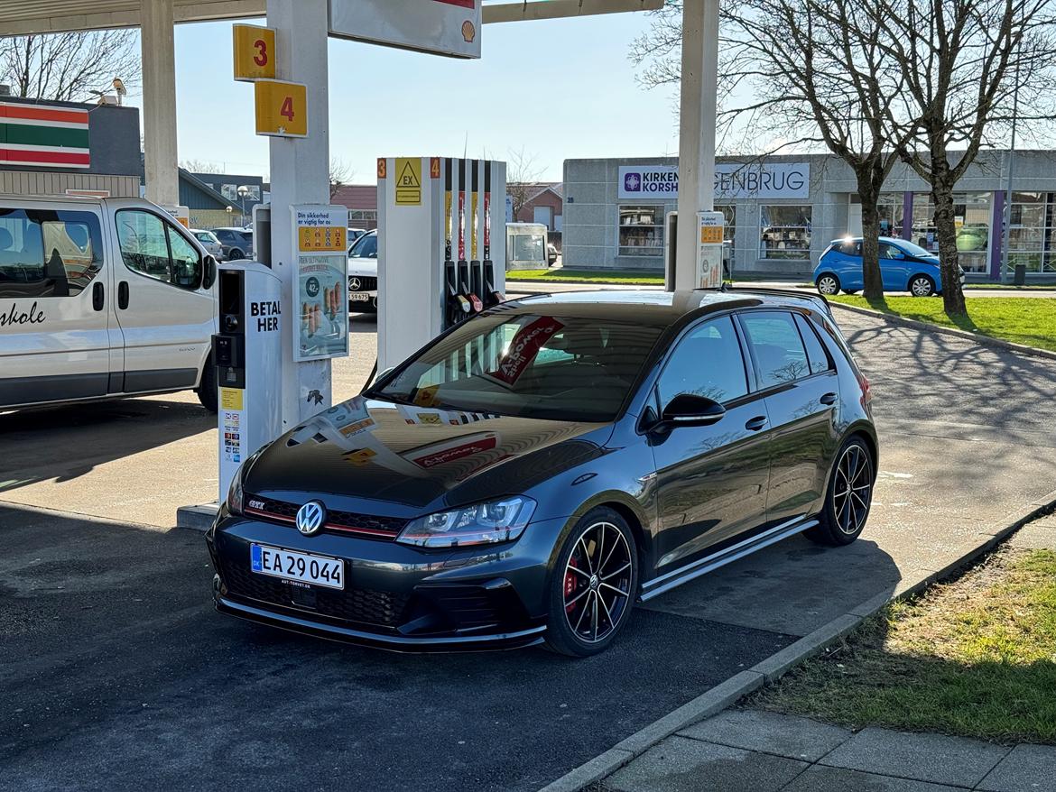 Tesla Model Y Performance billede 20