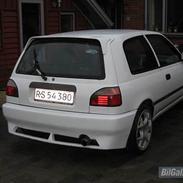 Nissan Sunny  (Solgt)