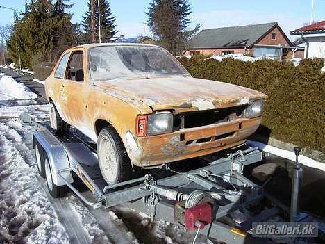 Opel Kadett C - Totalskadet billede 4