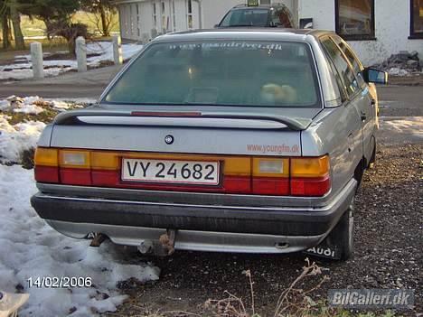 Audi 100 CC Aut. [SOLGT] - Set bagfra i solnedgang en kold vinterdag billede 3