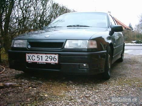 Opel Vectra A 2000 4*4 *solgt* - undskyld billederne ikke er så gode. skal nok få taget nogle nye! billede 2