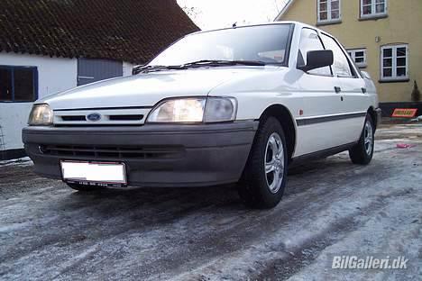 Ford escort cl billede 9