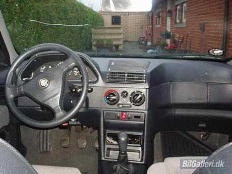 Alfa Romeo 146 billede 19