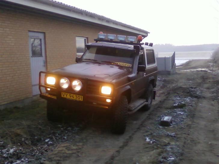 Nissan patrol 3,3 TD Solgt - som den står nu 14.02.09 med snorkel og stænklap:) billede 8