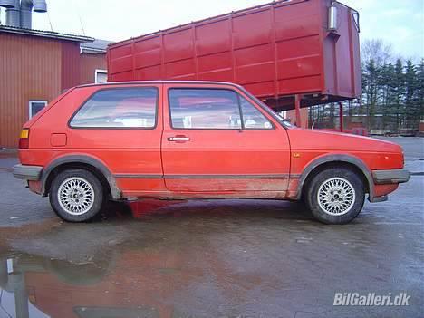 VW Golf 1300 total skadet :( billede 4