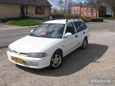 Mitsubishi lancer 1.6 16V (solgt) billede 2