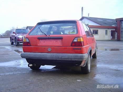 VW Golf 1300 total skadet :( billede 5