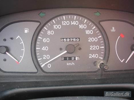 Mitsubishi lancer 1.6 16V (solgt) billede 8