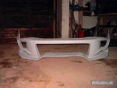 Toyota corolla 1,3 skrottet - fars nye frontskørt billede 12