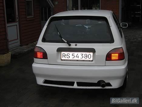 Nissan Sunny  (Solgt) billede 3