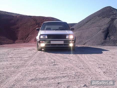 VW Golf 2 1.8 [SOLGT] - Min elskede Posere! :P billede 9