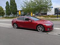 Tesla S P85D