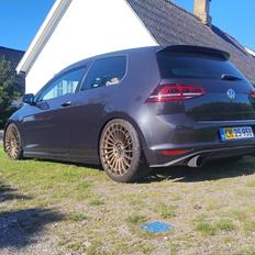 VW golf VII 2.0 GTI  Performance bmt Van. 