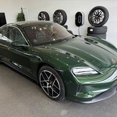 Porsche Taycan 4S