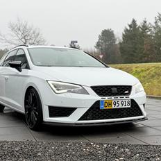 Seat Leon 5F Cupra - Black Edition - 290 HK