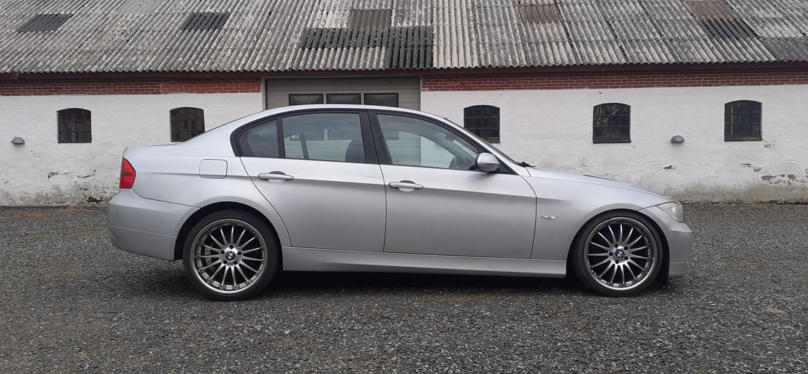 BMW E90 318i billede 7