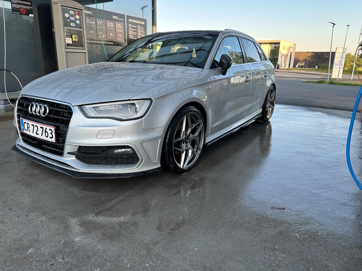 Audi A3 8V 2.0 TDi 150 S-line SB S-tr billede 5