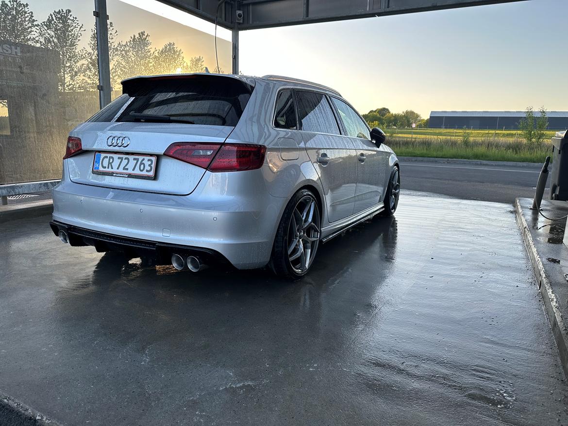 Audi A3 8V 2.0 TDi 150 S-line SB S-tr billede 9