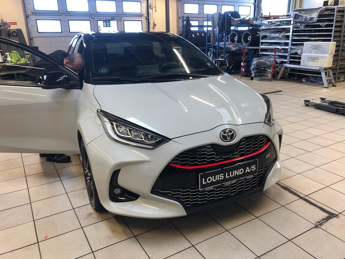 Toyota Yaris GR Sport MXP210 billede 1