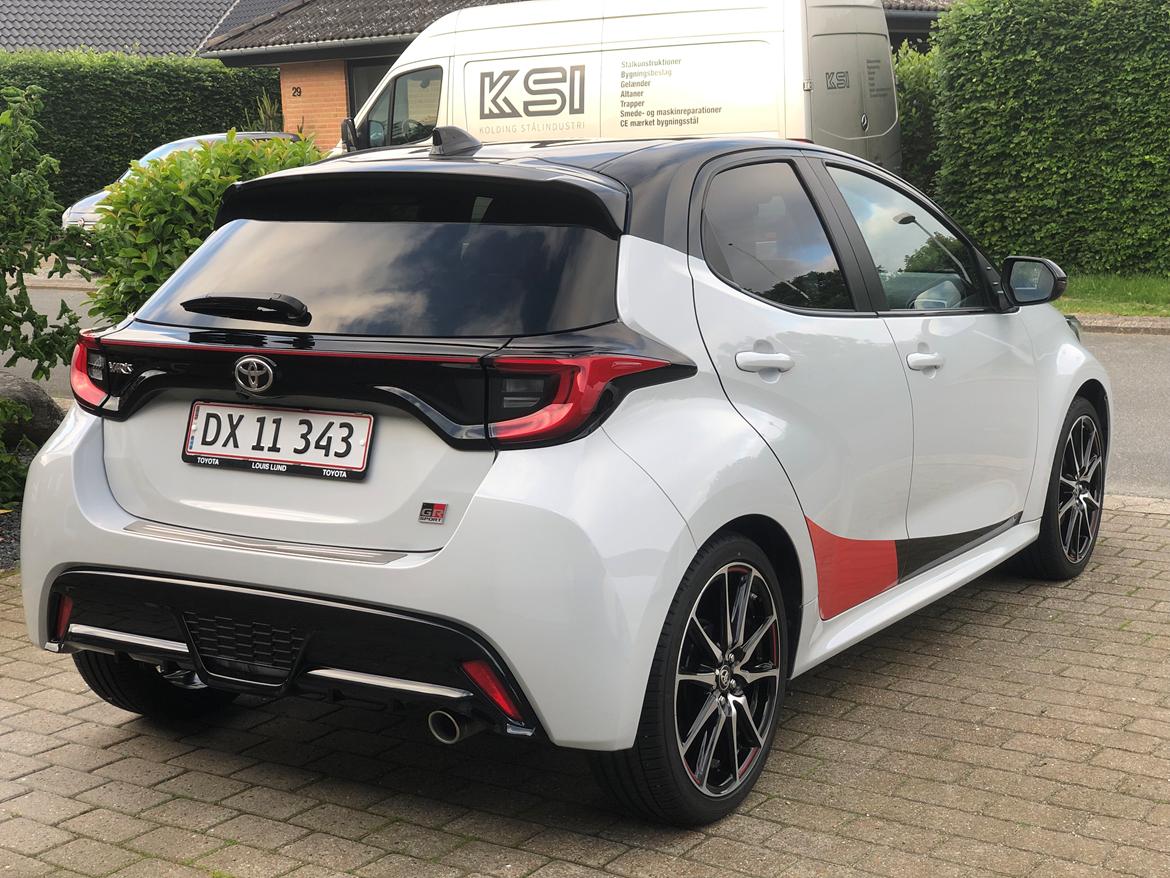 Toyota Yaris GR Sport MXP210 billede 15