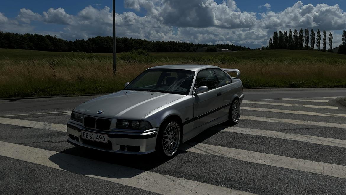 BMW E36 Coupe 320I billede 1