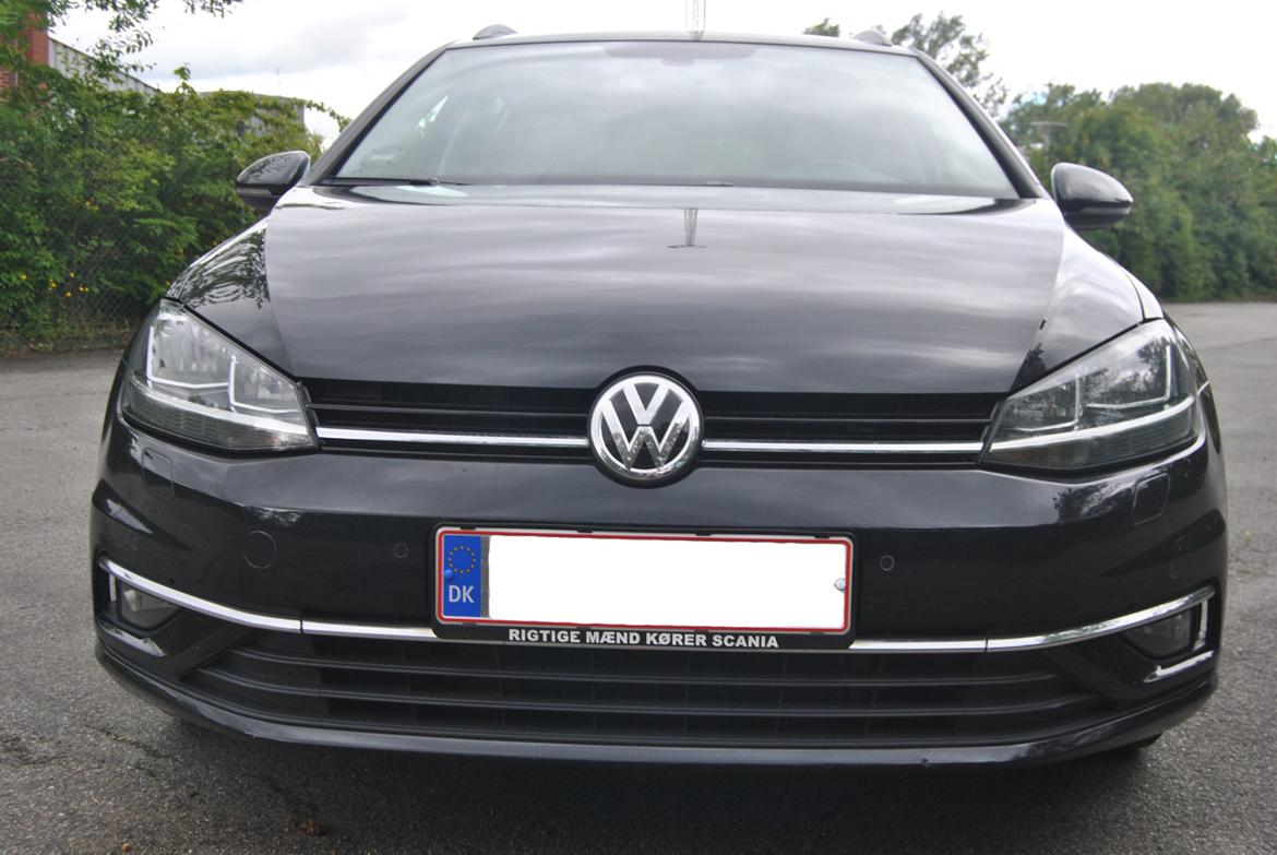 VW Golf Variant 1.4 TSI - Billede forfra med lyset slukket. billede 2