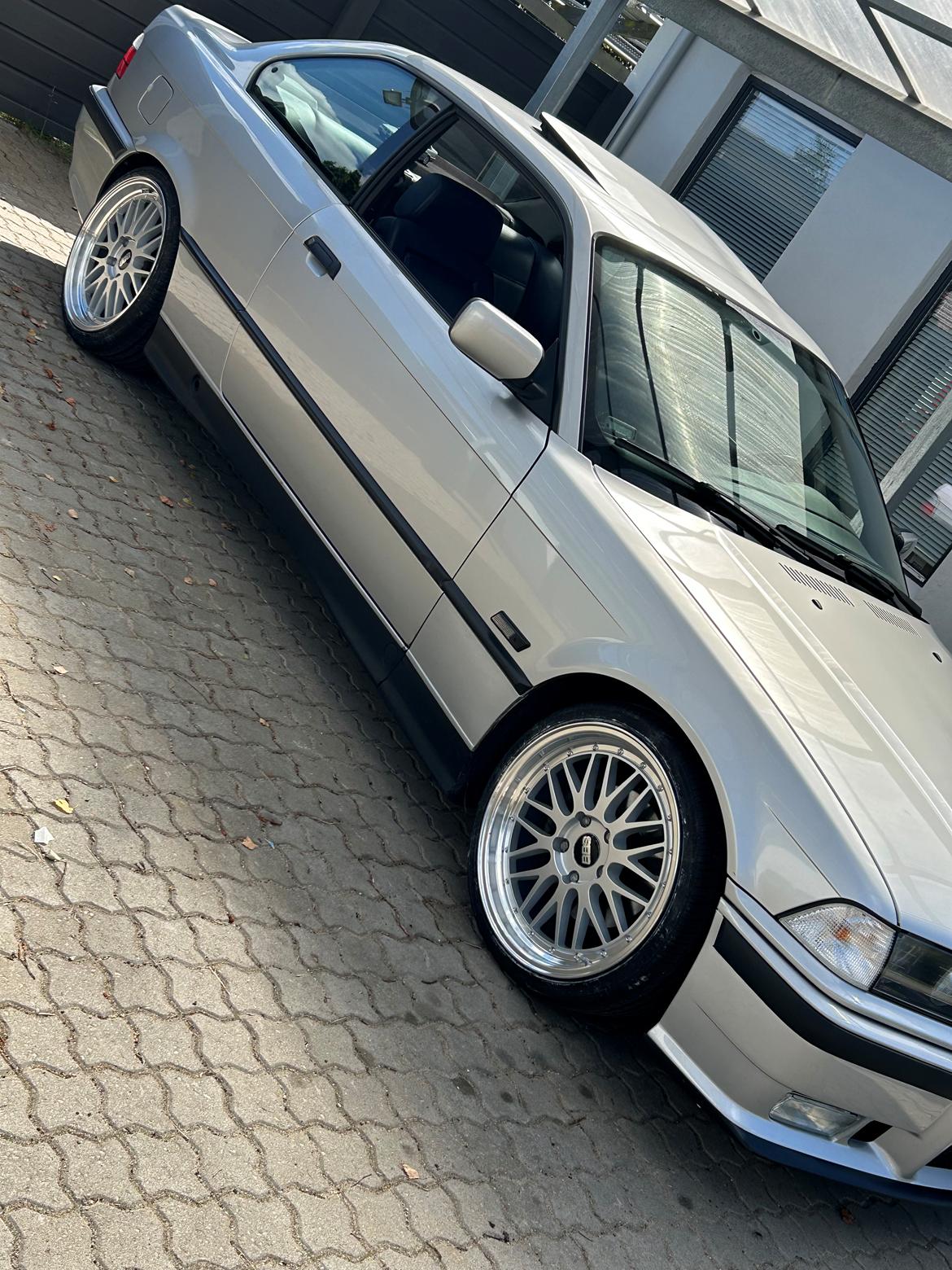 BMW E36 320i Coupe billede 3