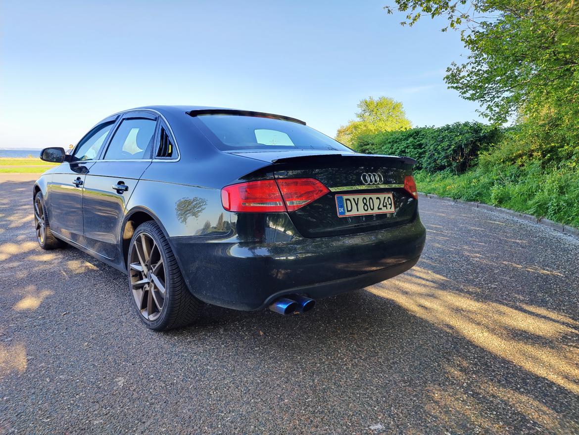 Audi A4 B8 1.8 TFSI (SOLGT) billede 2