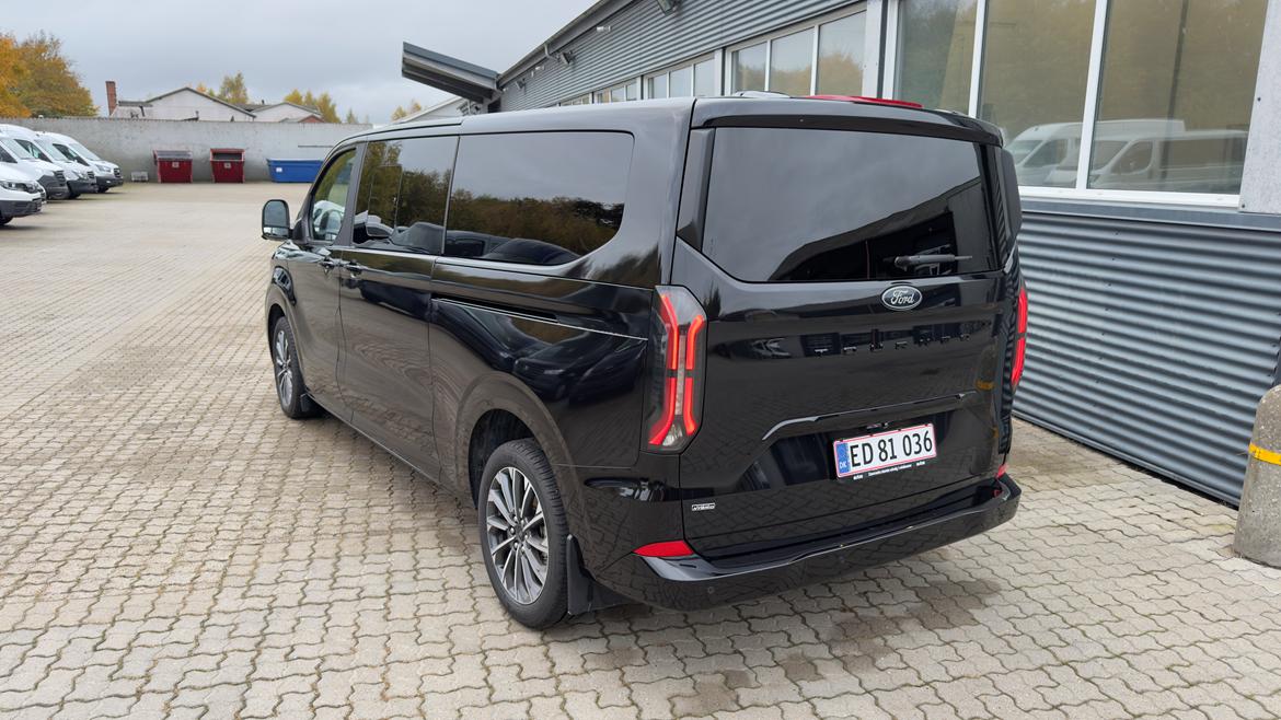 Ford Tourneo Titanium x  billede 3