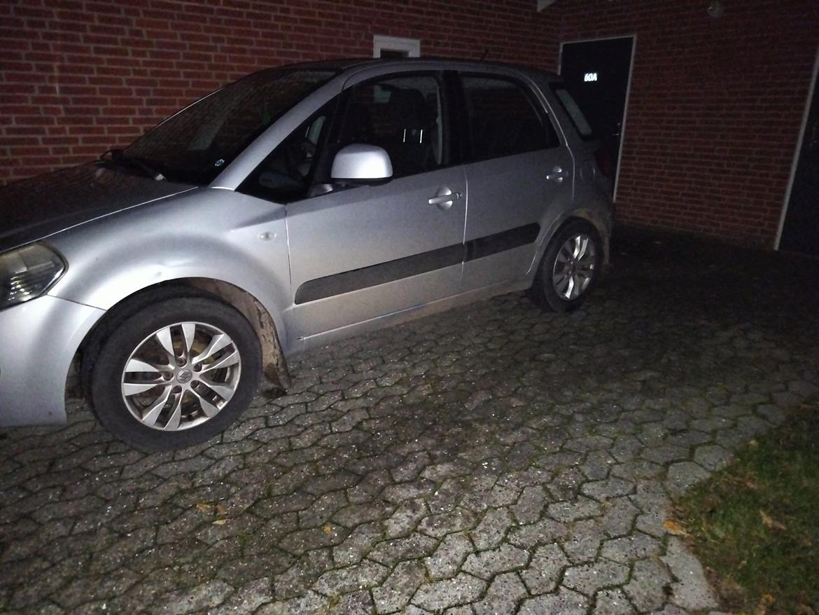 Suzuki Sx4 billede 2