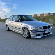 BMW E46 320i
