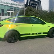 Tesla Model Y Juniper - Longrange 