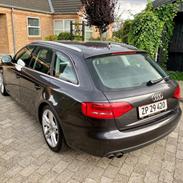 Audi A4 B8 2,0 TDI AUT AVANT 