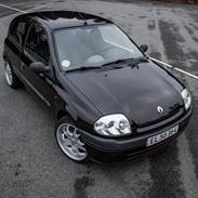 Renault Clio MK2 PH1
