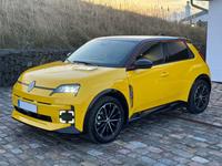 Renault 5 E-Tech Iconic