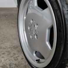 Mercedes Benz 190E 2.0