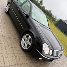 Mercedes Benz E350 3,5 V6 AUT Solgt