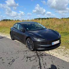 Tesla Model 3 Highland SR