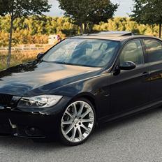 BMW E90 - 330D - M Sport - 2006