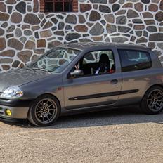 Renault Clio MK2 PH1