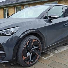 Seat Cupra Tavascan Adrenaline