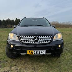 Mercedes Benz ML350