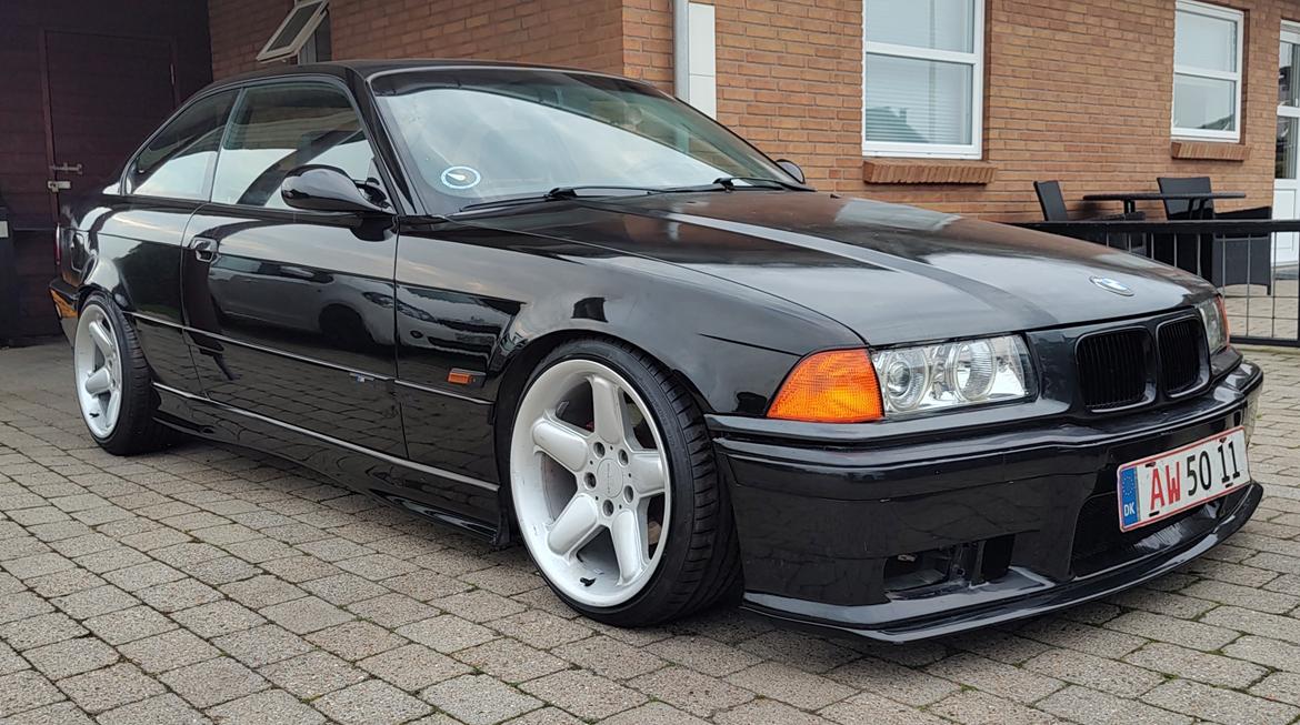 BMW E36 325i coupé - Som bilen ser ud nu billede 1