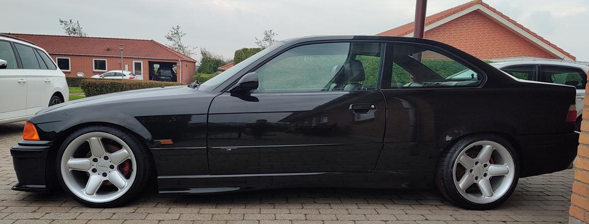 BMW E36 325i coupé - Som bilen ser ud nu billede 4