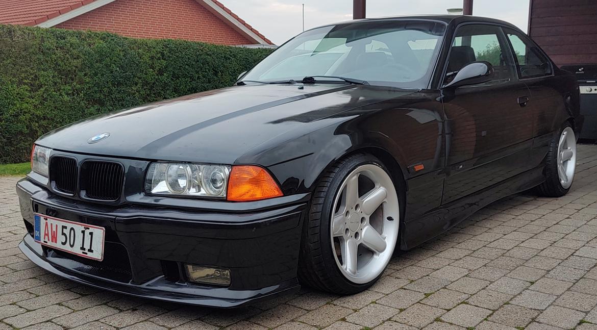 BMW E36 325i coupé - Som bilen ser ud nu billede 2